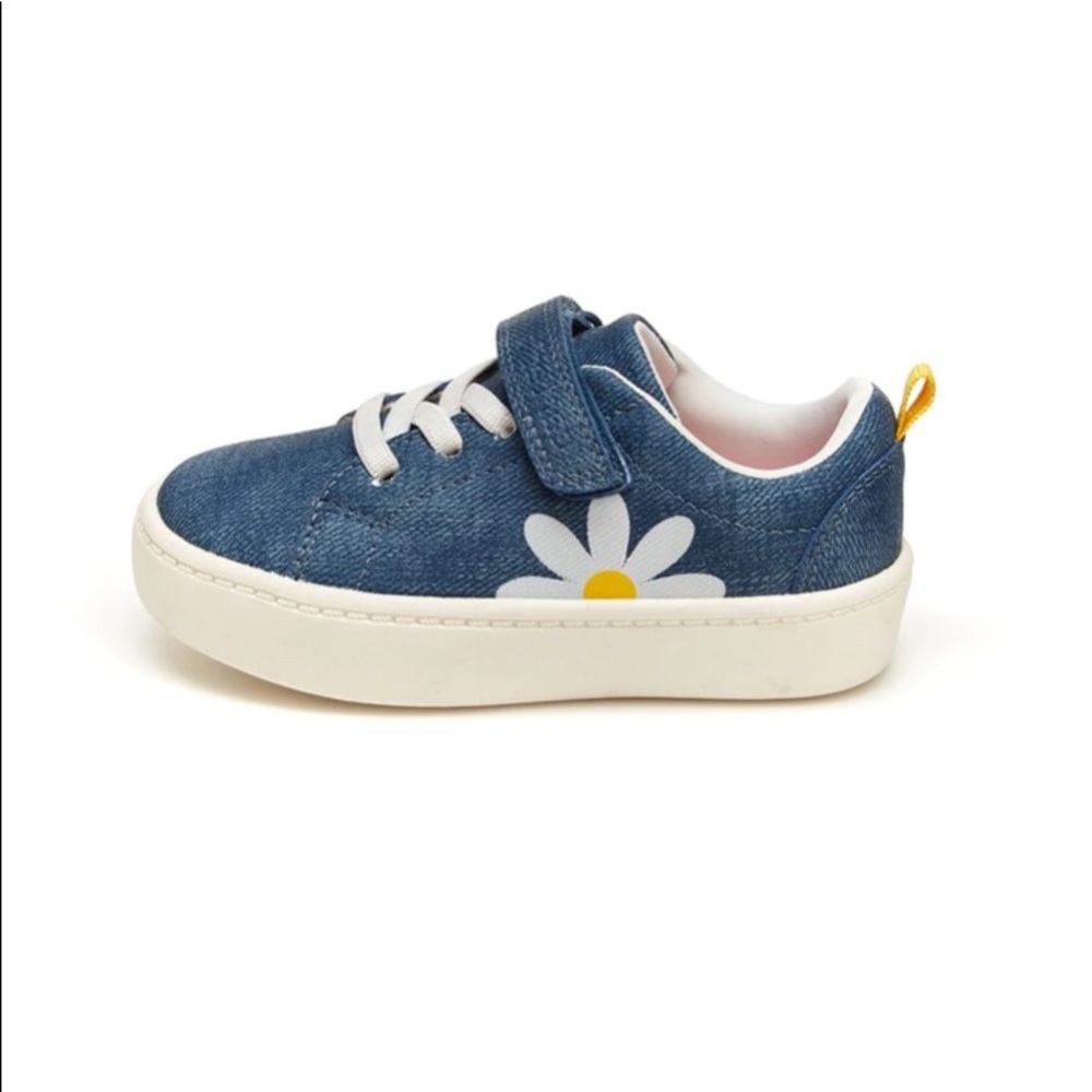 Carter's Unisex-Child Petra Sneaker | Size 5